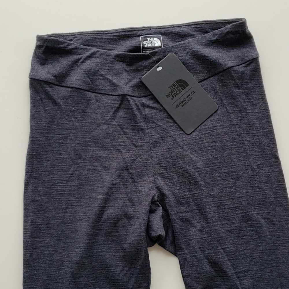 The North Face Woman's Small baselayer legging nwt